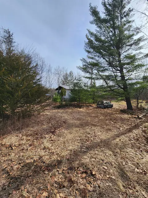 1496 Center, Gladwin, MI 48624 photo 3