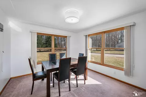 Dining - 1100 Donnalee, Monroe, MI 48162 photo 1 of 2