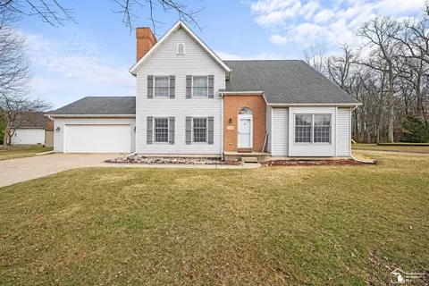 1100 Donnalee, Monroe, MI 48162