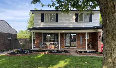 18522 N Oak, Clinton Township, MI 48038