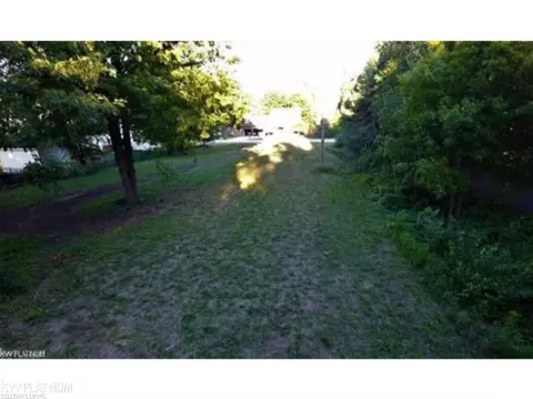 2863 Hidden Lk, Kimball, MI 48074 photo 4