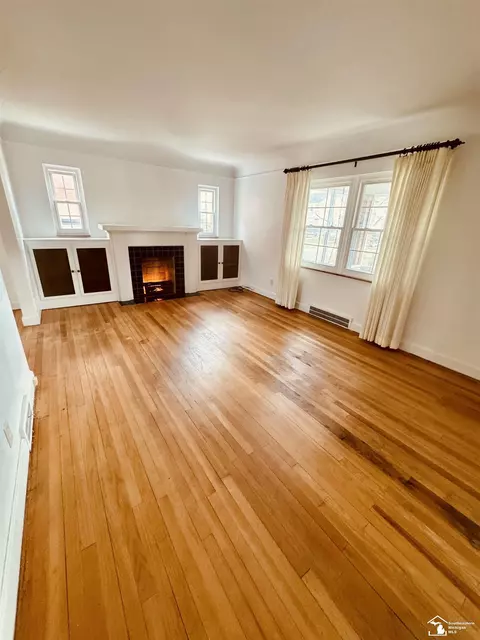 529 Godfroy, Monroe, MI 48162 photo 8