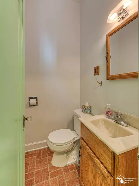529 Godfroy, Monroe, MI 48162 photo 26