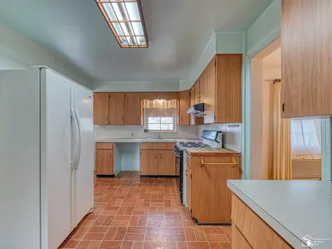 529 Godfroy, Monroe, MI 48162 photo 17