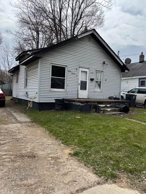 1526 Wyoming, Flint, MI 48506