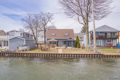 2727 Round Lk, Manitou Beach, MI 49253