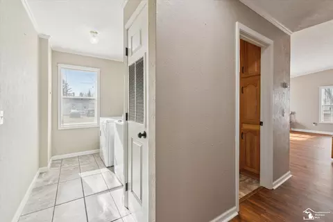 Entry Way - 3388 Windemere, Monroe, MI 48162 photo 2 of 2