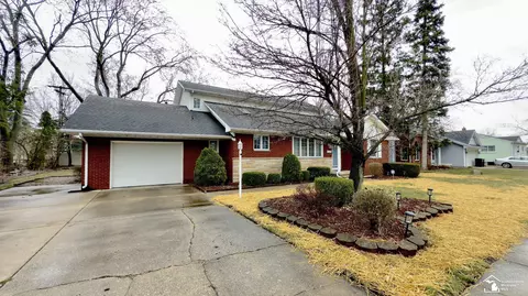 227 Orchard, Monroe, MI 48162 photo 2