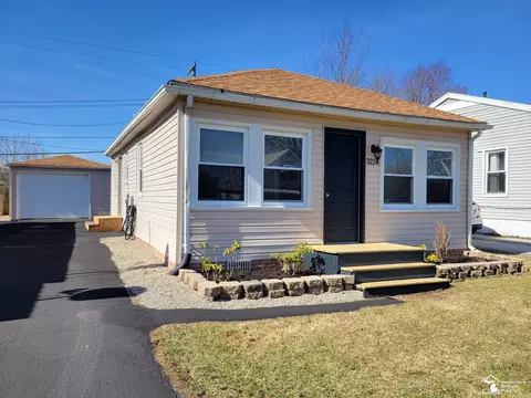 3224 Glendale, Monroe, MI 48162