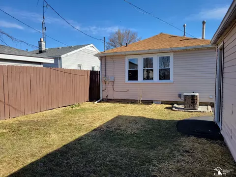 Exterior - 3224 Glendale, Monroe, MI 48162 photo 3 of 5