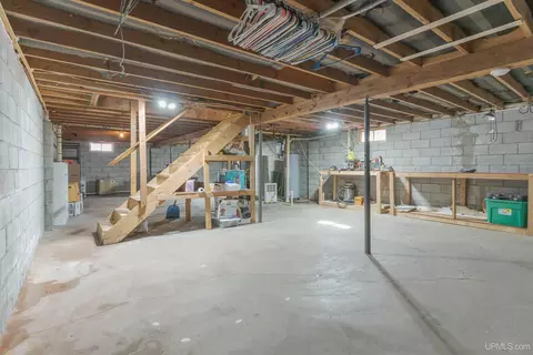 2012 E Pierce, Wakefield, MI 49968 photo 25