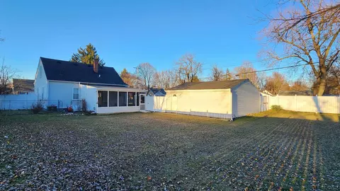 2019 Harold, Adrian, MI 49221 photo 3