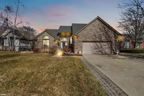 36277 Saint Clair, New Baltimore, MI 48047