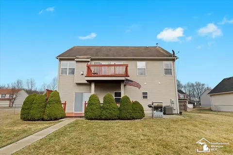 Exterior - 16630 Jessica, Romulus, MI 48174 photo 6 of 11