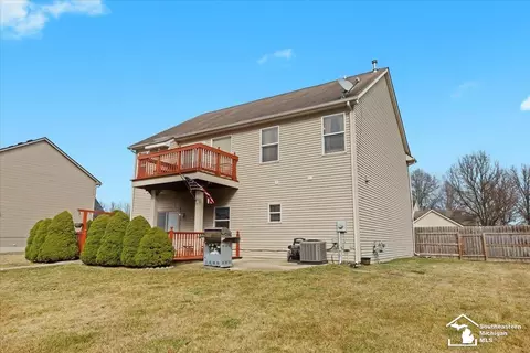 Exterior - 16630 Jessica, Romulus, MI 48174 photo 7 of 11