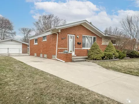 25543 Cunningham, Warren, MI 48091