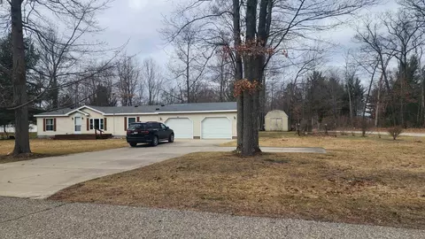 3251 Ireta, Harrison, MI 48625