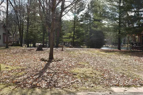 4696 Canniche, Gladwin, MI 48624 photo 15