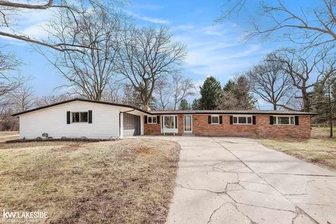 456 Donegal, Rochester Hills, MI 48309