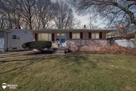 3217 Salishan, Flint, MI 48506