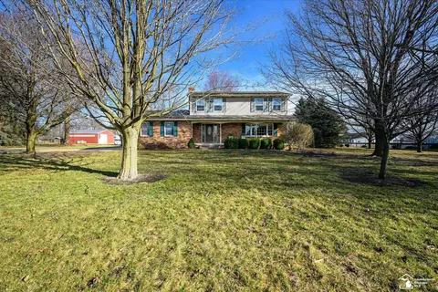 19468 Ida Ctr, Petersburg, MI 49270