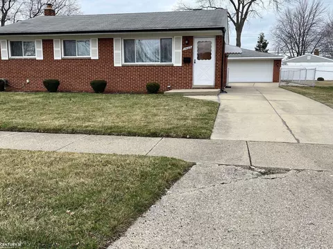 17429 Hans, Fraser, MI 48026
