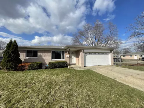 16219 Susan, Roseville, MI 48066