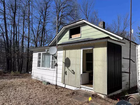 1577 M69, Crystal Falls, MI 49920