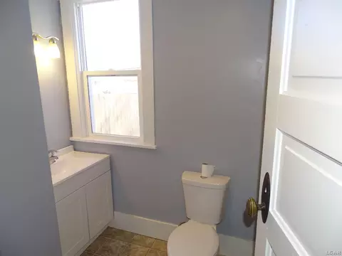 Bath - 917 N Broad, Adrian, MI 49221 photo 1 of 3