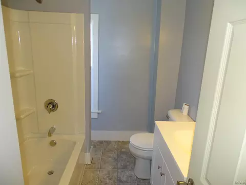 Bath - 917 N Broad, Adrian, MI 49221 photo 2 of 3