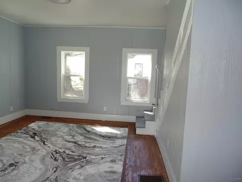 Living - 917 N Broad, Adrian, MI 49221 photo 1 of 4