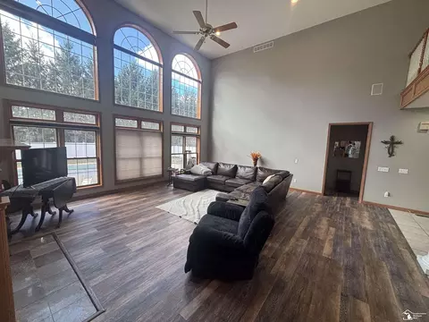 9175 Valetta, Temperance, MI 48182 photo 9