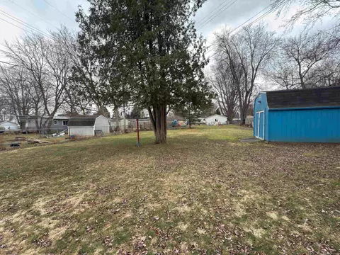 Exterior - 126 Jefferson, Sandusky, MI 48471 photo 3 of 3