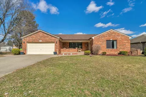 18707 Millar, Clinton Township, MI 48036