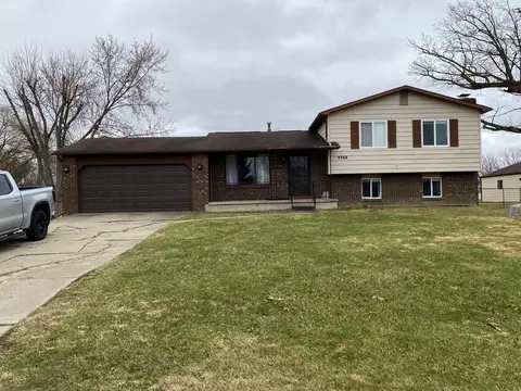 9368 Lyle Meadow Ln, Clio, MI 48420