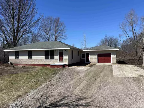 1102 W W Vly, Adrian, MI 49221