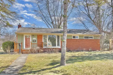 103 Buchanan, Midland, MI 48642