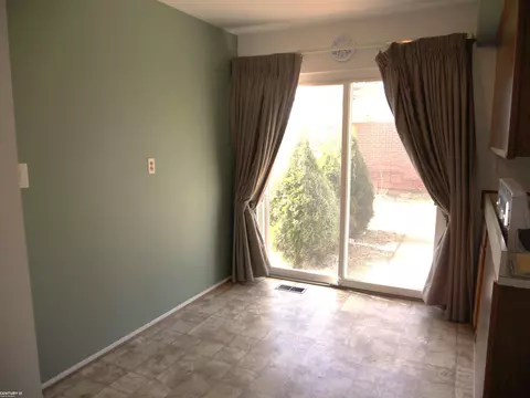 27559 Concord, Warren, MI 48093 photo 9