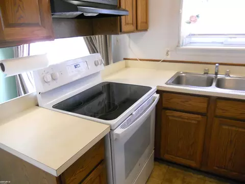 27559 Concord, Warren, MI 48093 photo 17