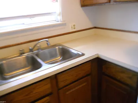 27559 Concord, Warren, MI 48093 photo 14