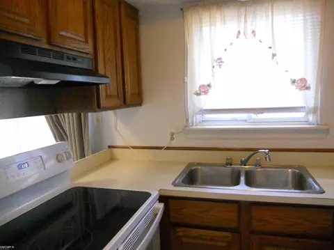 27559 Concord, Warren, MI 48093 photo 13