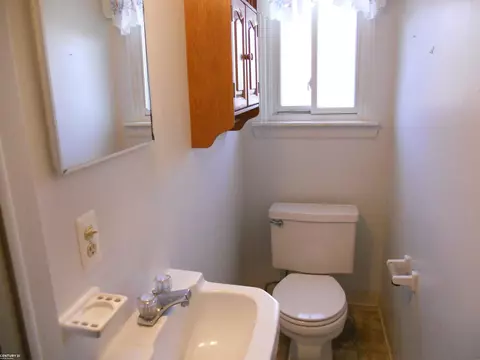 27559 Concord, Warren, MI 48093 photo 19