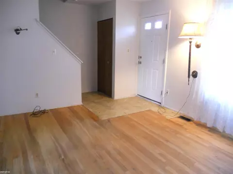27559 Concord, Warren, MI 48093 photo 7