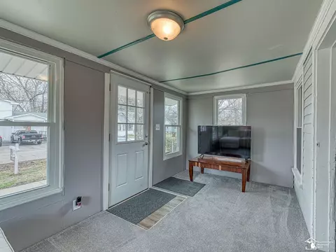 Exterior - 12865 Matthews, Carleton, MI 48117 photo 4 of 9