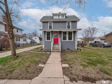 Exterior - 12865 Matthews, Carleton, MI 48117 photo 5 of 9