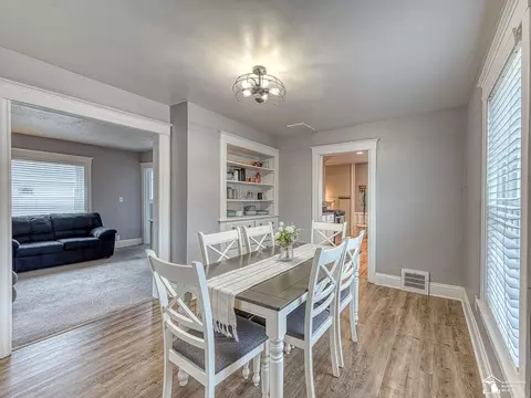 Dining - 12865 Matthews, Carleton, MI 48117 photo 3 of 3