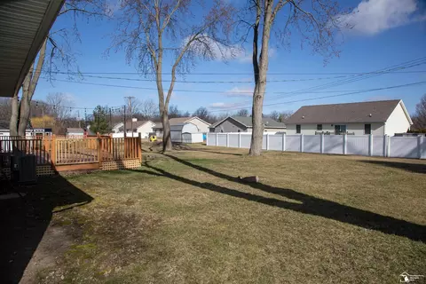 Exterior - 1121 Handy, Monroe, MI 48162 photo 7 of 16