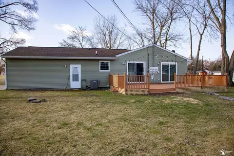 Exterior - 1121 Handy, Monroe, MI 48162 photo 11 of 16