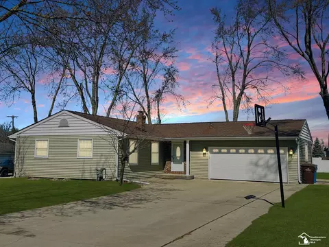 1121 Handy, Monroe, MI 48162
