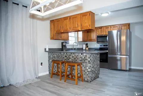 Kitchen - 1121 Handy, Monroe, MI 48162 photo 2 of 4